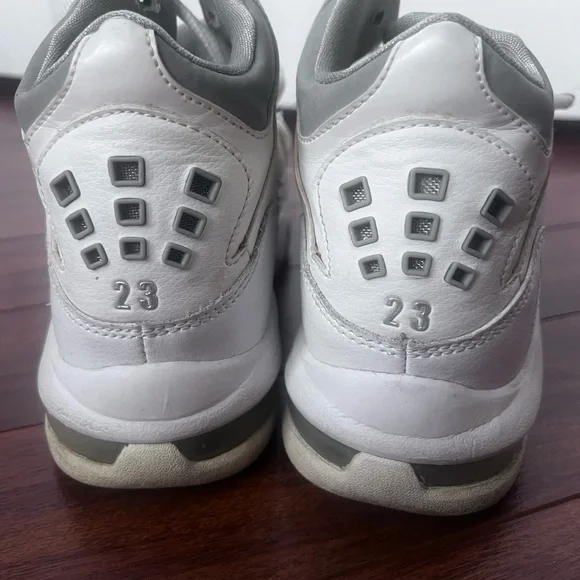 Air Jordan Flight 23 RST GS - Picture 2 of 5